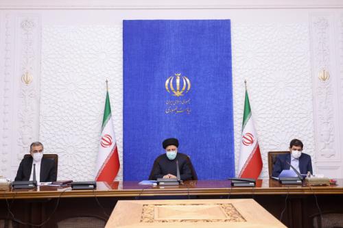 ساماندهی کارهای غیرسازنده برخی بانکها و مؤسسات اعتباری