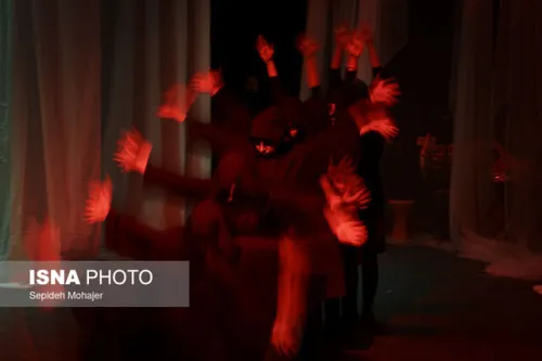 چرا کسی به وضعیت تئاتر خوزستان رسیدگی نمی کند؟