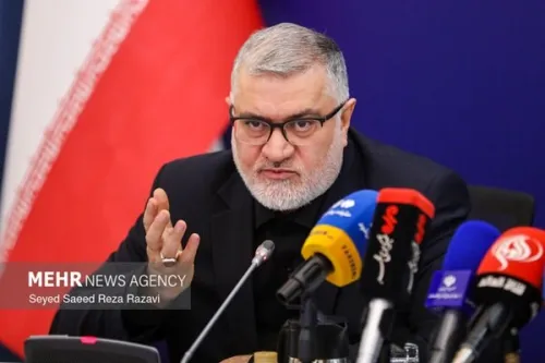 امدادگران هلال احمر 7250 نفر را از زیر آوار ناشی از جنگ نجات دادند